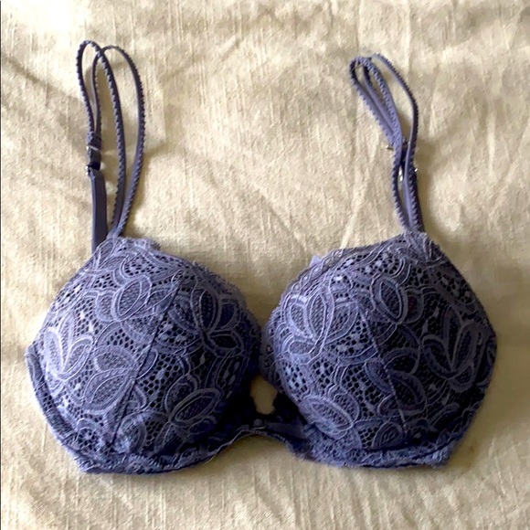 Bra - Picture 1 of 1